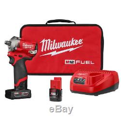 Milwaukee M12 2555-22 12 Volt Fuel 1/2-pouces Sans Fil Stubby Impact Kit Clé