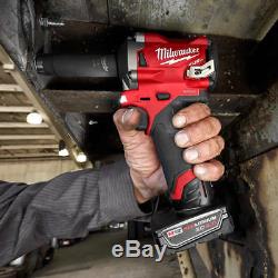 Milwaukee M12 2555-22 12 Volt Fuel 1/2-pouces Sans Fil Stubby Impact Kit Clé